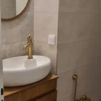 ۸۰ متر