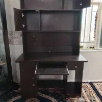 میز کامپیوتر و جا کتابی