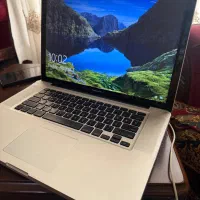 مک‌ بوک اپدیت شده با ویندوز ۱۰