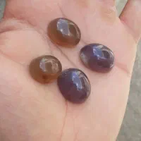 چهار عدد نگین مفت