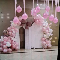 بادکنک تم تولد سفید و صورتی بی‌بی کودک آماده