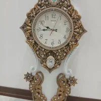 ساعت دیواری شیک وزیباسفیدطلایی|ساعت دیواری و تزئینی|تهران, هفده شهریور|دیوار