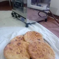 شیرمال با آرد بومی