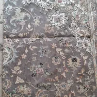 یک جفت پشتی  و یک عدد روفرشی