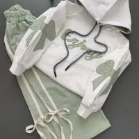 لباس بچگانه نیلو|لباس|انزل, |دیوار