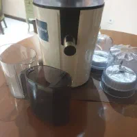 ابمیوه گیری بوش، دو سرعته، همراه دو آسیاب ودوپارچ