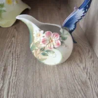 تعدادی ظروف آنتیک همراه با کارتن