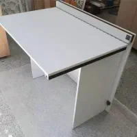 دو عدد میز تحریر آهنی