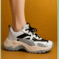 تعدادی کفش سایز 39و 40