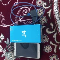 گوشی سامسونگ j4