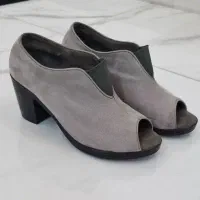 کفش نو و درحدنو|کیف، کفش، کمربند|اسفراین, |دیوار