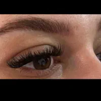 کاشت مژه هیدن زیبایی طبیعی، زیبا، ماندگار