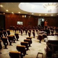 تعمیرات صندلی آمفی تئاتر