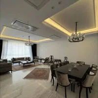 ۱۸۱ متر * رو به نما * اول غربی * مشاعات فول *