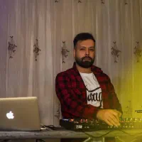 دی جی خانم / اقا