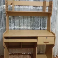 میز کامپیوتر