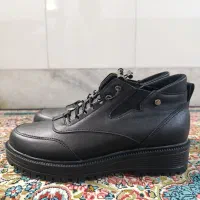 نیم بوت زنانه لژ دار کاملا نو|کیف، کفش، کمربند|سیرجان, |دیوار