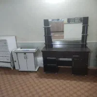 لوازم‌منزل،مانتوزنانه،اسباب بازی‌،کتاب درسی