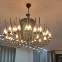 ۳نفر کارگر مونتاژ کار جوشکار  و آهنگر لوسترسازی