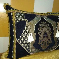 دوخت کاور بالشت وپشتی پذیرفته میشود|رختخواب، بالش، پتو|زاهدان, |دیوار