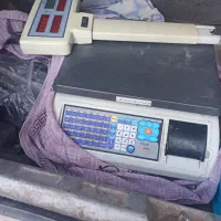 ترازوی شصت کیلو