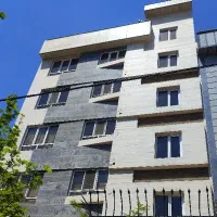 ۶۵ متر  دو خوابه (( بر اصلی بلوار دریا )) پارکینگ