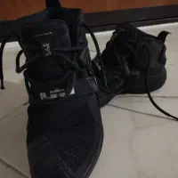 کفش بسکتبال|کیف، کفش، کمربند|گلبهار, شهر جدید گلبهار|دیوار