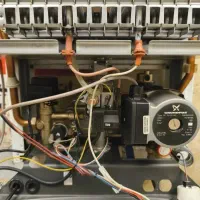 تعمیرکار،سرویس‌کار،نصاب پکیج / آبگرمکن / کولرآبی