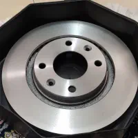 یک جفت دیسک چرخ جلو ۲۰۶ تیپ ۵ و یک ست لنت..