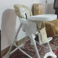 صندلی غذای کودک در حد نو|تخت و صندلی بچه|صدرا-فارس, فاز ۲|دیوار