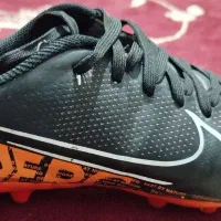 کفش فوتبال|کیف، کفش، کمربند|قهدریجان, |دیوار