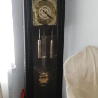 ساعت بزرگ قدی