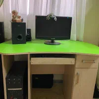 میز کامپیوتر