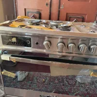 اجاق گاز و‌فر پیلوت بسیار تمیز و نو