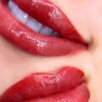 خط چشم مشکی و مخملی