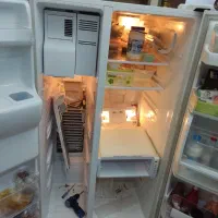 تعمیرات انواع یخچال و فریزر (در محل)