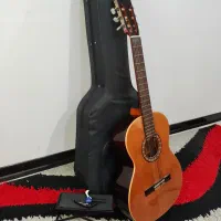 گیتار آنتونیو سانچز مدل 1008  به همراه لوازم جانبی