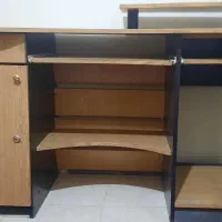 کامپیوتر و میز کامپیوتر|رایانه رومیزی|همدان, |دیوار