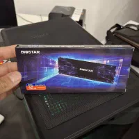 تعدادی رم و SSD M.2
