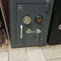 گاوصندوق ۲۵۰کیلویی رمزتایوانی اصل درحد نو