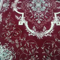 ۲عدفرش لاکی رنگ ۶ میلیون و زرشکی رنگ ۴میلیون