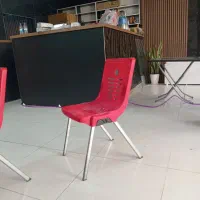 منشی فست فود آشبز بیتزا زن و کارگر