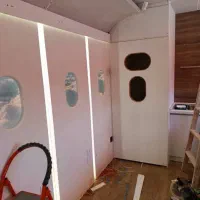 دکور فروشگاهی و کابینت و کمد دیواری