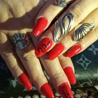 مدل رایگان برای کاشت ناخن