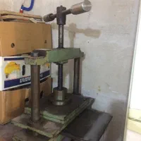 چرخ خیاطی ژوکی دستگاه لبتا چرم- پرس فلکه ای -داغی|ماشین‌آلات صنعتی|ری, دولت‌آباد|دیوار