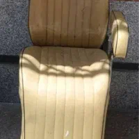 تعدادی صندلی آرایشگاه زنانه