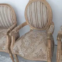 مبل هفت نفره کلاسیک با عسلی بزرگ