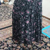 لباس مشکی ۵تومان لباس بنفشه ۵تومان نخی طوسی ۱۵۰۰.|لباس|دهدشت, |دیوار