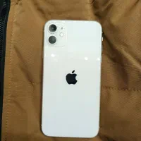 آیفون 11 نرمال تمیز درحد