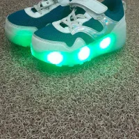 کفش ورزشی اسکیتی